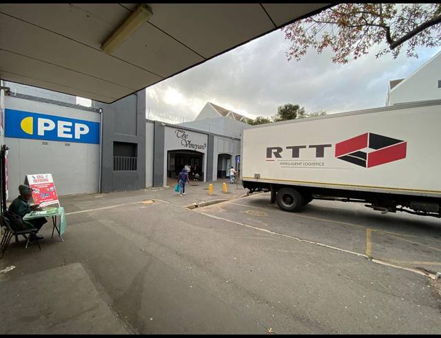 530M² OFFICE TO LET IN SOMERSET WEST CENTRAL